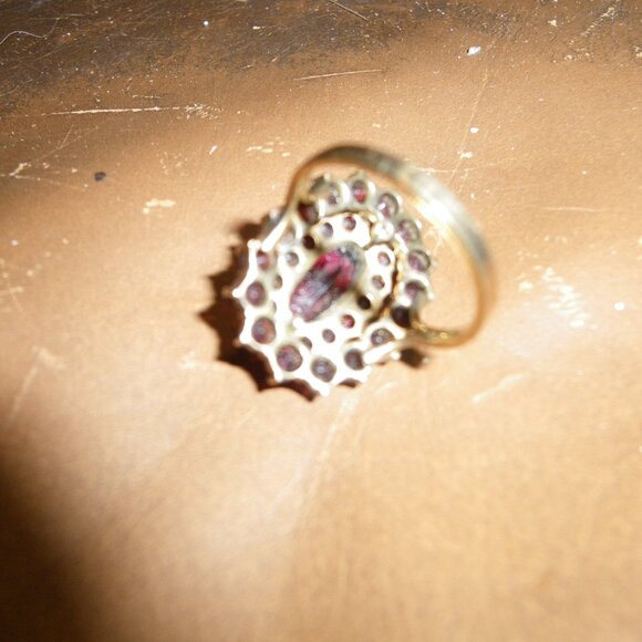 Vintage Antique 585 (14K Gold) Women's Cocktail Ring w/ Large Garnets Cluster - Picture 4 of 4